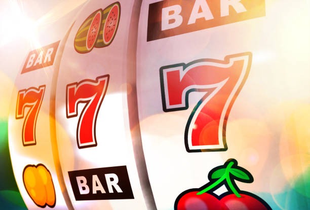 Live roulette table with multi-camera view